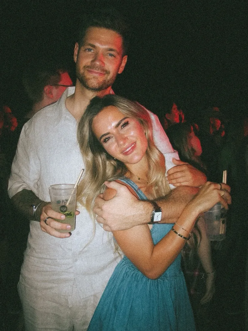 Julian mit Stella auf einem Fest