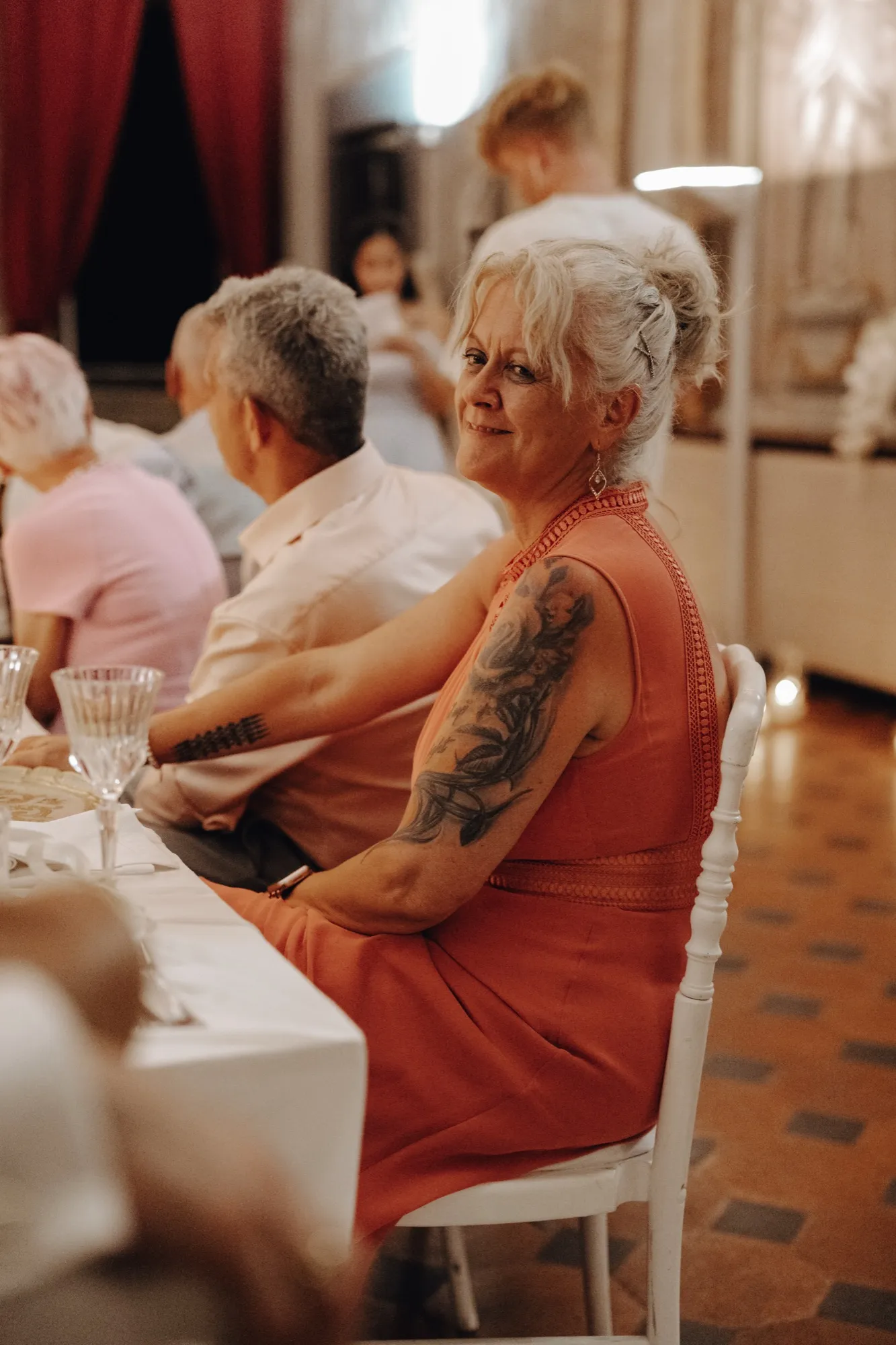 Gäste und Familie – Hochzeit in der Toskana